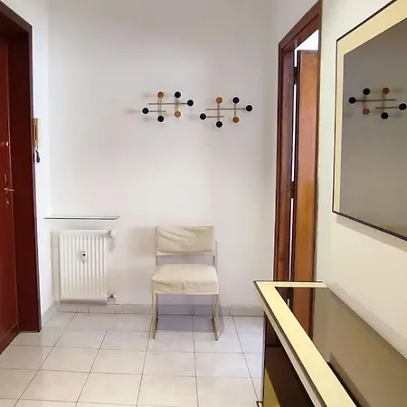 Happy Domus - Giovagnoli Near Trastevere Apartment *